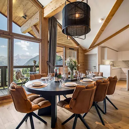 Luxury Penthouse - Panoramic Views, Walkway Balcony, Private Floor Daire *