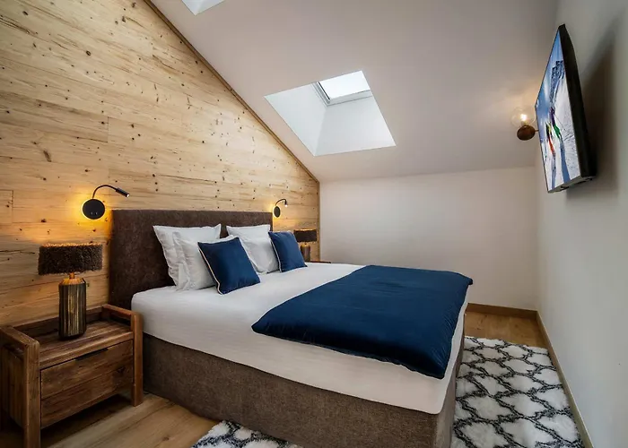 Lejlighed Luxury Penthouse - Panoramic Views, Walkway Balcony, Private Floor