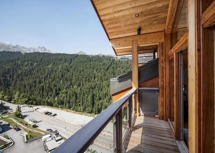 Lejlighed Luxury Penthouse - Panoramic Views, Walkway Balcony, Private Floor