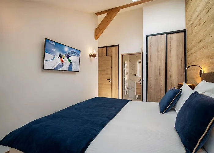 Luxury Penthouse - Panoramic Views, Walkway Balcony, Private Floor Апартаменти *